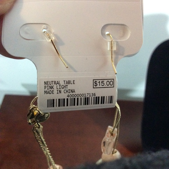 Necklace and Earrings Set - Picture 4 of 4